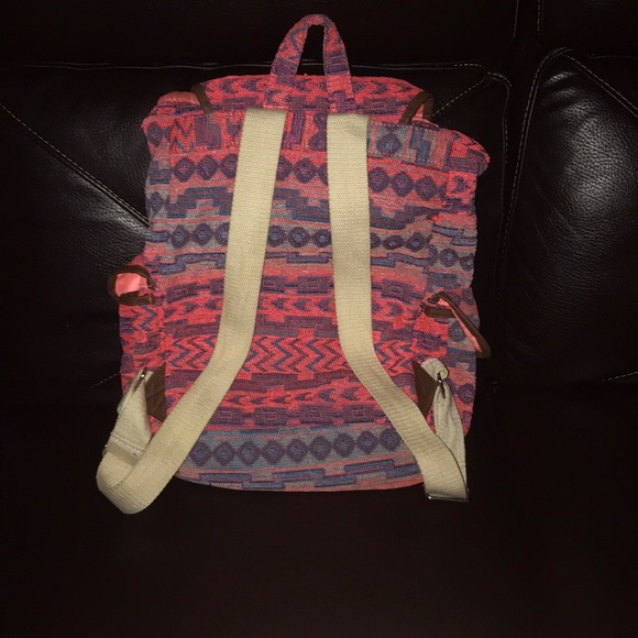 Travel backpack - Picture 3 of 3